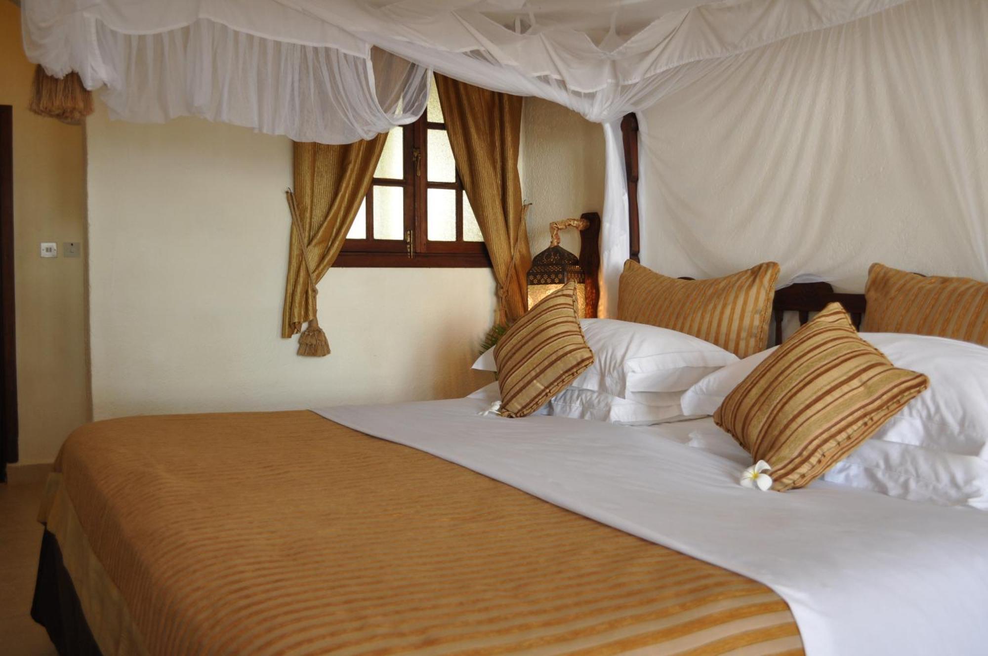 Breezes Beach Club And Spa Bwejuu Bilik gambar