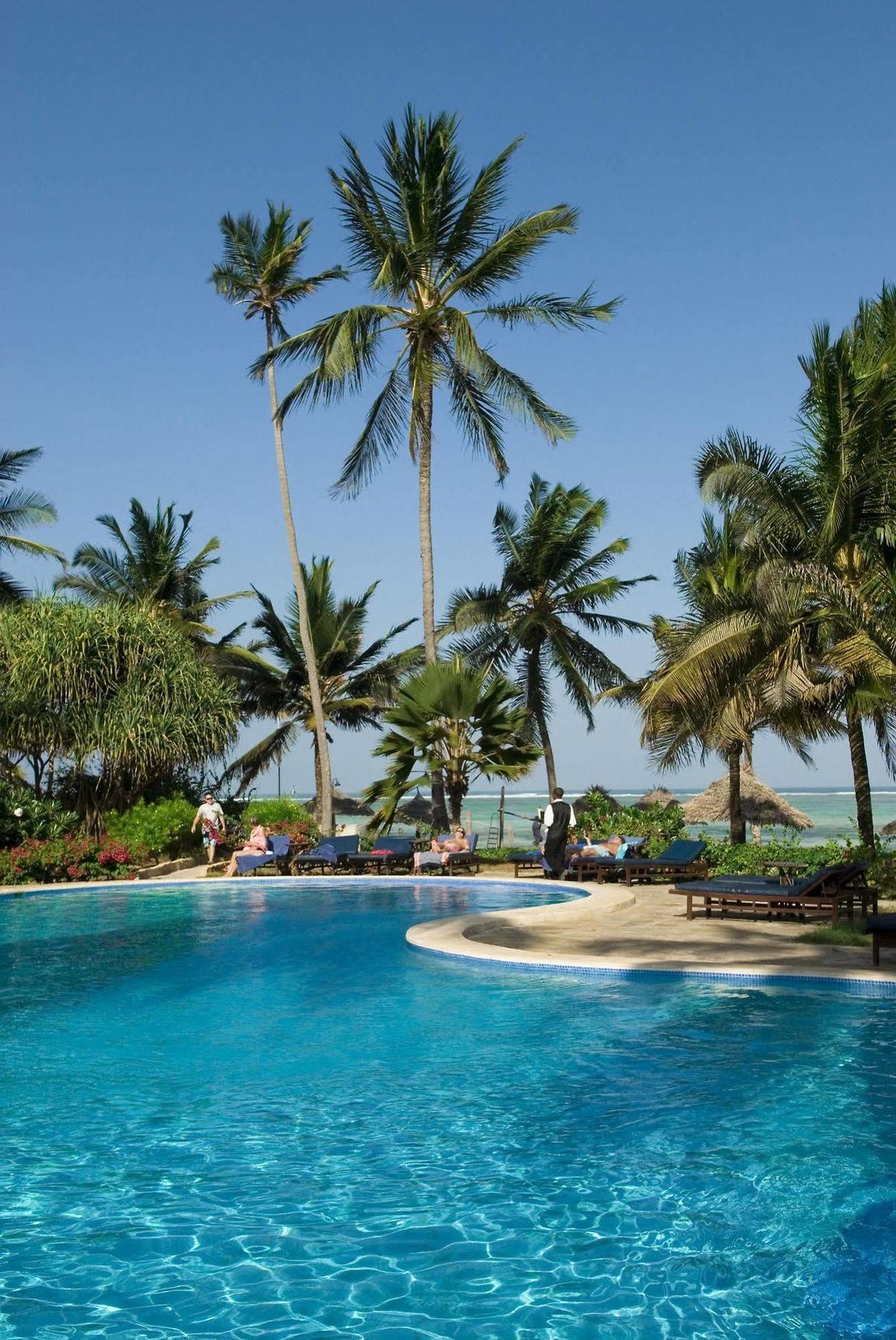 Breezes Beach Club And Spa Bwejuu Luaran gambar